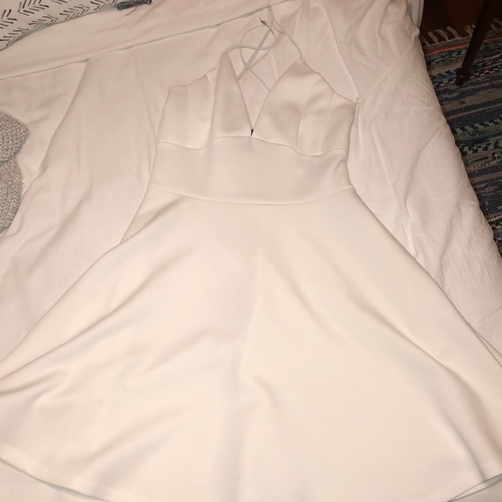 white marilyn monroe inspired dress